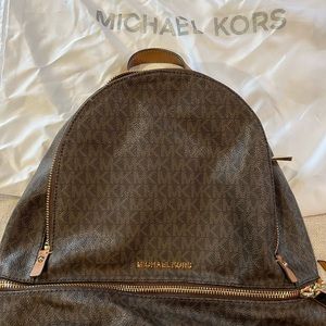 Michael Kors Medium Rhea ZipBackpack